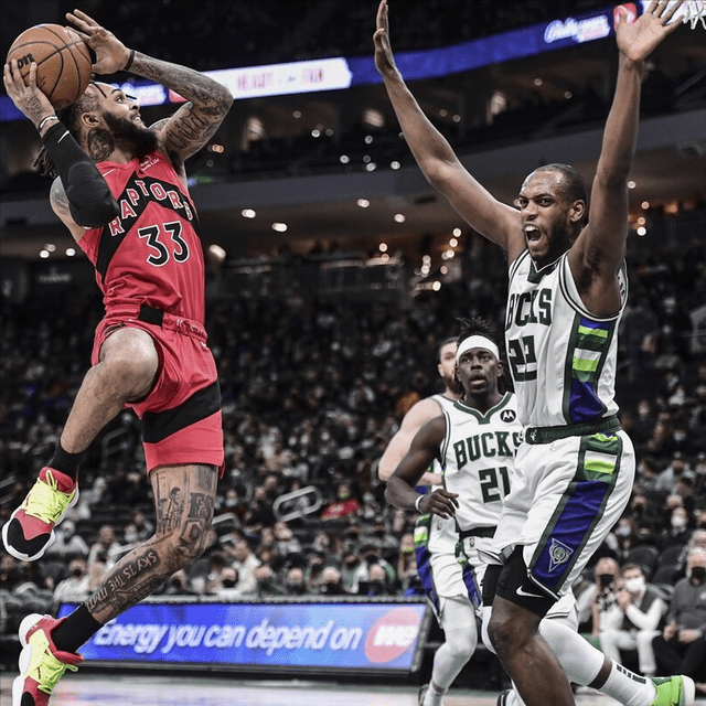 西亚卡姆赛事官方发布爆冷新规，雄鹿争议不断！的简单介绍